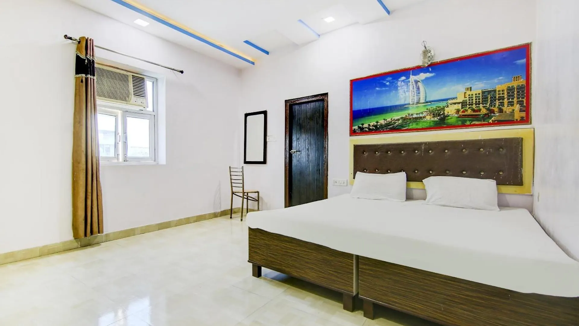 Spot On Relax Inn Tajganj 2*,  India